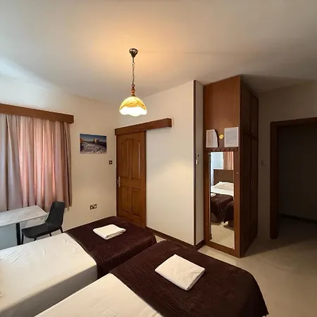 Konukevi Happiness 3*